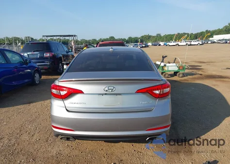2015 Hyundai Sonata Sport/Limited z USA, uszkodzony, nr VIN 5NPE34AF4FH209728